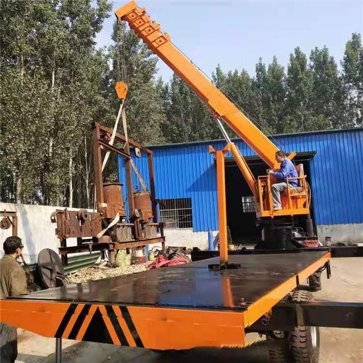 Tractor Flatbed Crane